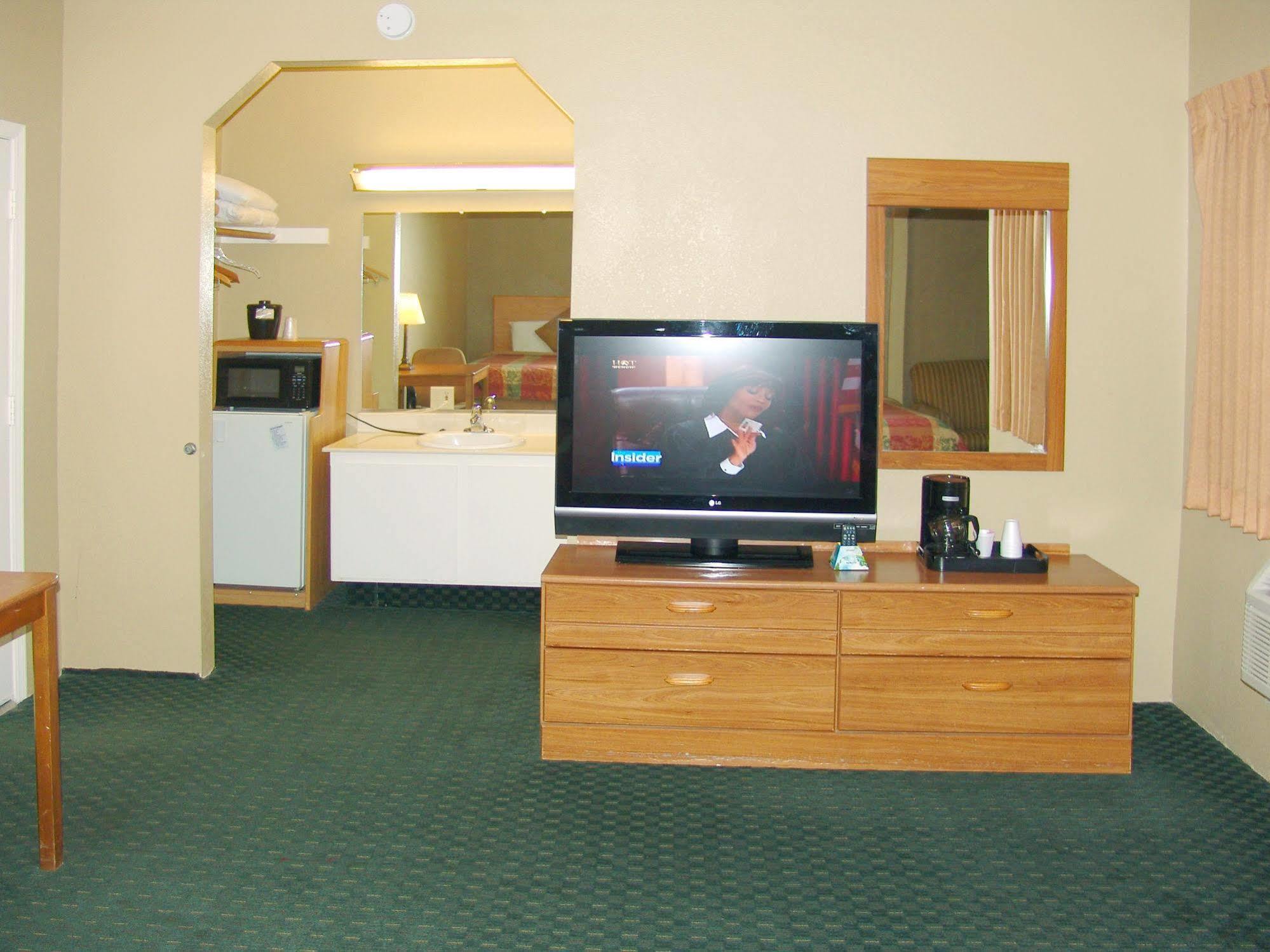 Holland Inn And Suites Тафт Екстер'єр фото